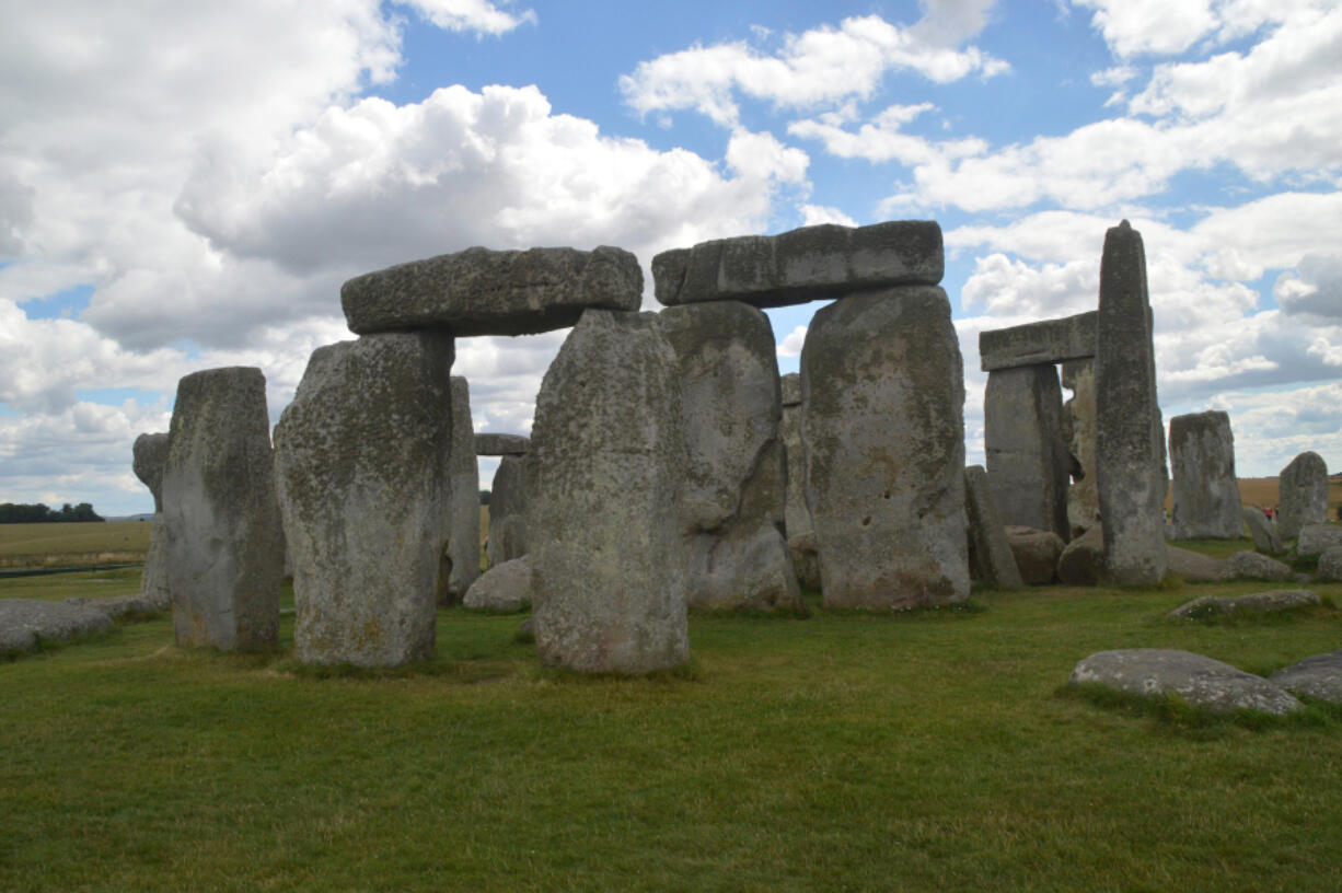 Stonehenge offers a world-class tourism experience, along with captivating history.