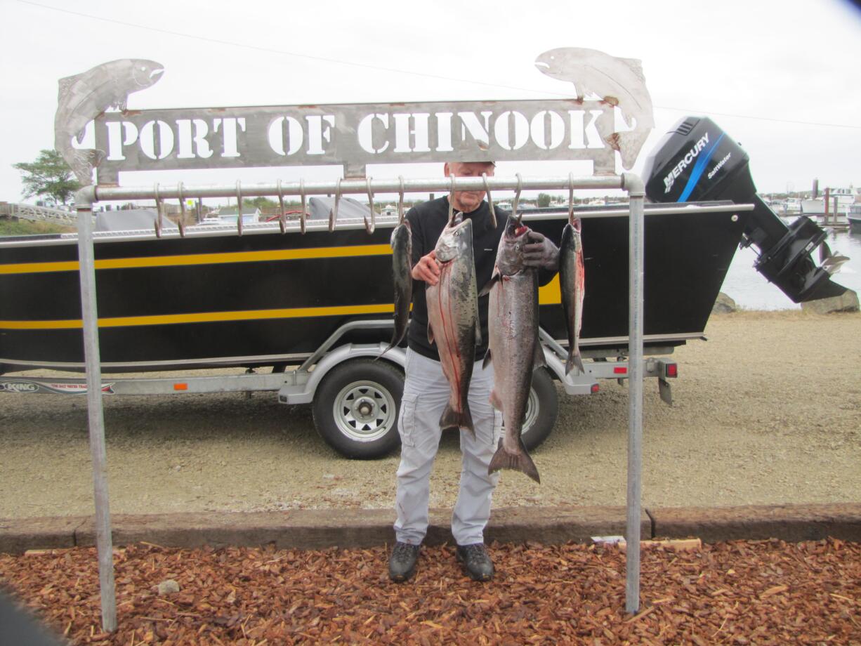 Salmon fishing in the Columbia River estuary is off to a slow start in 2016, despite forecasts for a big chinook run. This photo is from last summer.