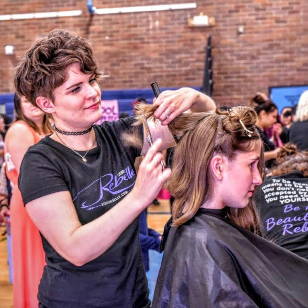 East Vancouver: Manning Academy and Rebelle Salon provided free haircuts to students as part of Evergreen Public Schools&#039; second Back-to-School Barbeque at Wy&#039;east Middle School in August, where students could also pick up free school supplies.