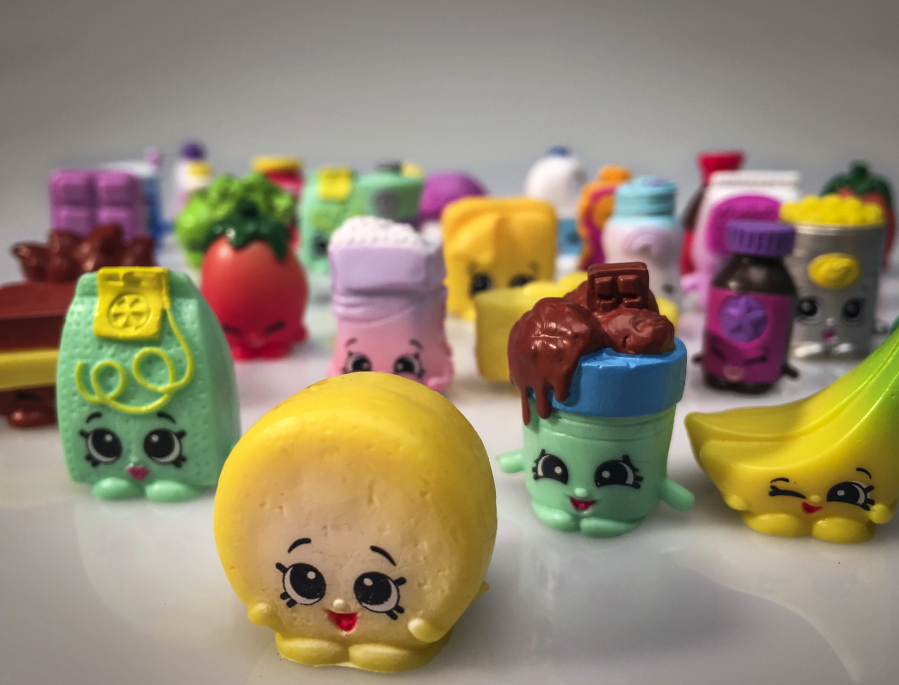 Garbage toys cheap like shopkins