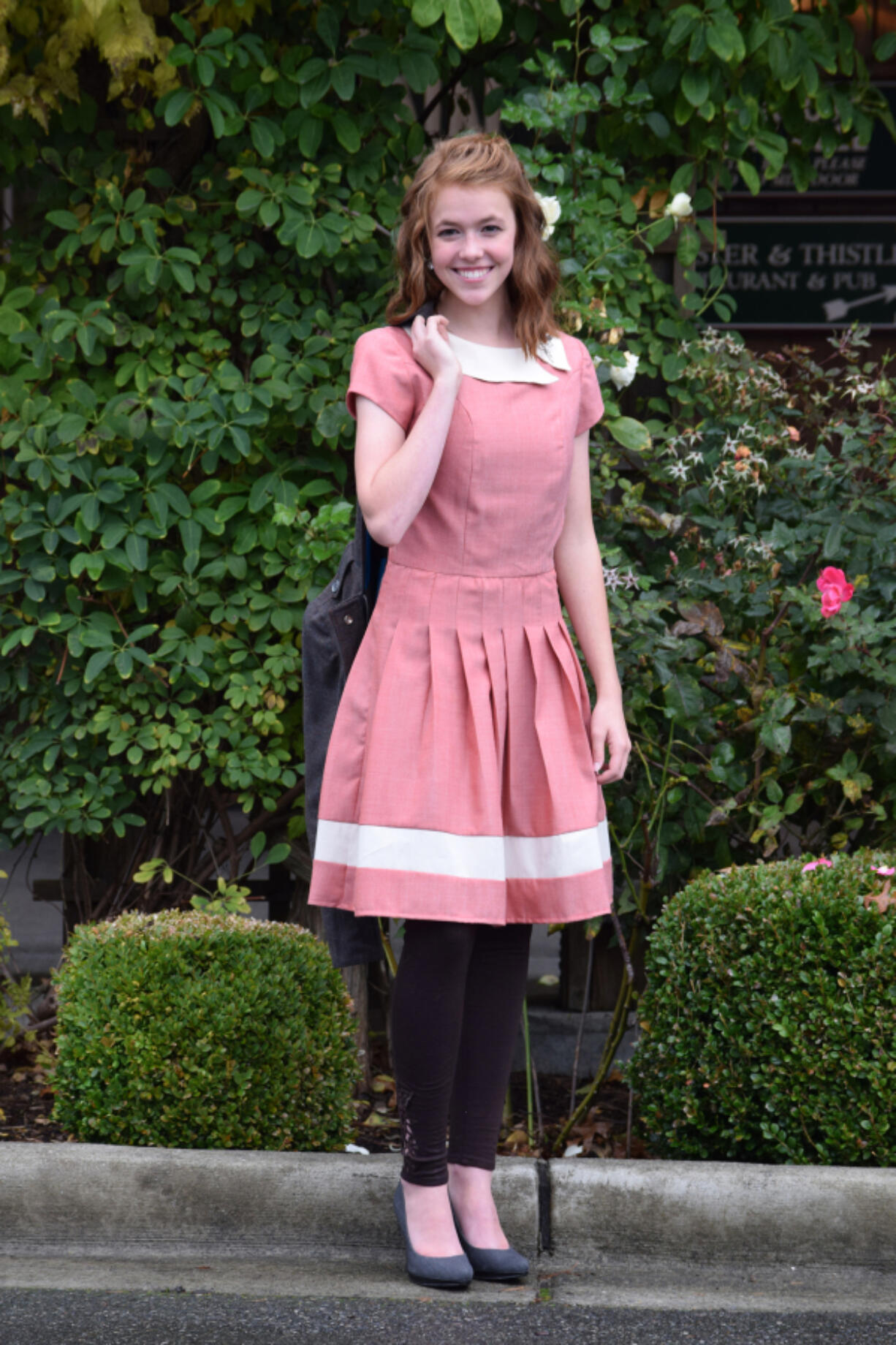 Ridgefield: Heidi Coles, 20, of Ridgefield finished as the alternate winner in the senior division of the Washington State Make It With Wool competition for her three-piece ensemble.