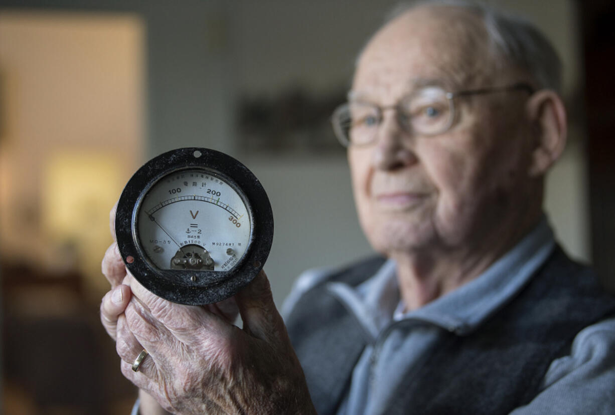 Bud Knapp was working in an electrical shop at the Pearl Harbor submarine base in 1942 when he found a pile of wiring, gauges and meters.