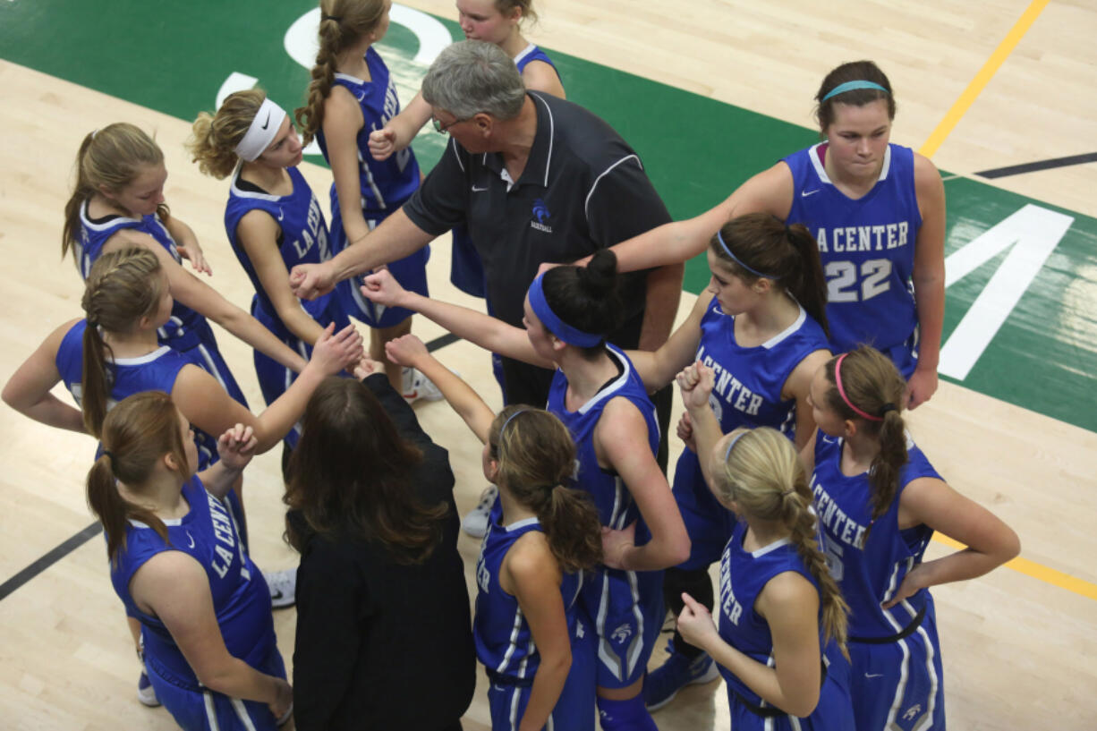 The La Center girls basketball team had a solid showing on Thursday at the Hoops for the Holiday event at Evergreen High School.