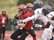 Eastern Washington wide receiver Cooper Kupp (10) hauls in a pass against Central Arkansas during the first half of an NCAA FCS college football playoff game Saturday, Dec 3, 2016, in Cheney, Wash.