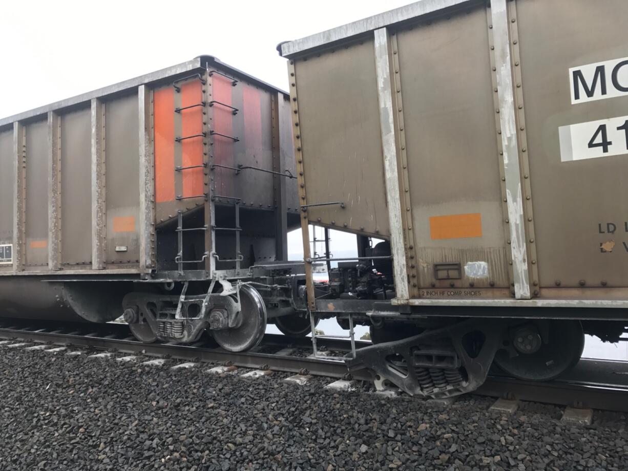 A coal train partially derailed Wednesday morning about a mile from Wintler Park in Vancouver.