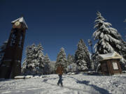 Esther Short Park in downtown Vancouver resembles a winter wonderland as residents are treated to blue skies and sunshine Thursday morning after Tuesday&#039;s big snowstorm.