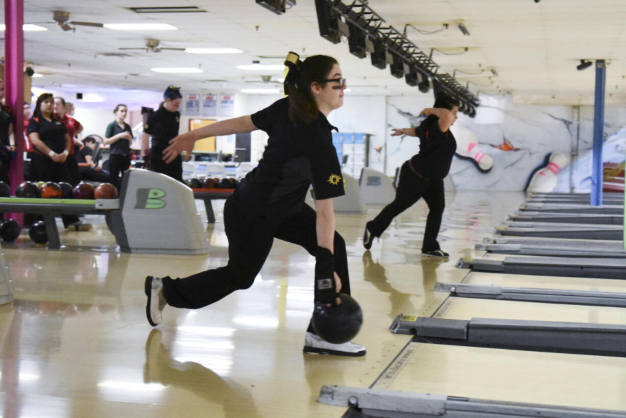 Hudson?s Bay?s junior, Reagan Lorey, warms up during the 2A, 3A and 4A district bowling championships at Crosley Lanes in Vancouver, Friday January 27, 2017.