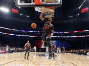 Western Conference forward Anthony Davis of the New Orleans Pelicans (23 ) slam dunks during the first half of the NBA All-Star basketball game in New Orleans, Sunday, Feb. 19, 2017.