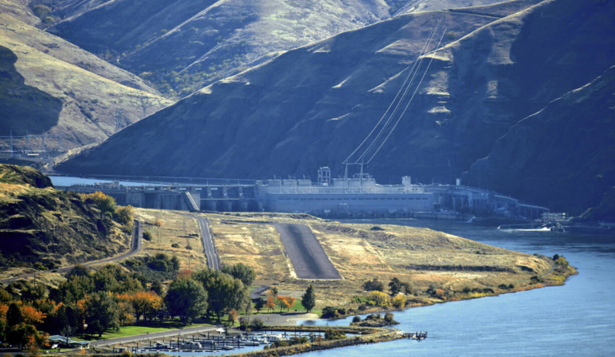 The Lower Granite Dam on the Snake River in Washington state.