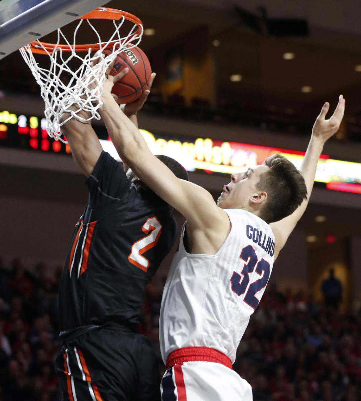 Gonzaga&#039;s Zach Collins, right, defends Pacific&#039;s T.J. Wallace during the second half of a West Coast Conference tournament NCAA college basketball game Saturday, March 4, 2017, in Las Vegas. Gonzaga defeated Pacific 82-50.