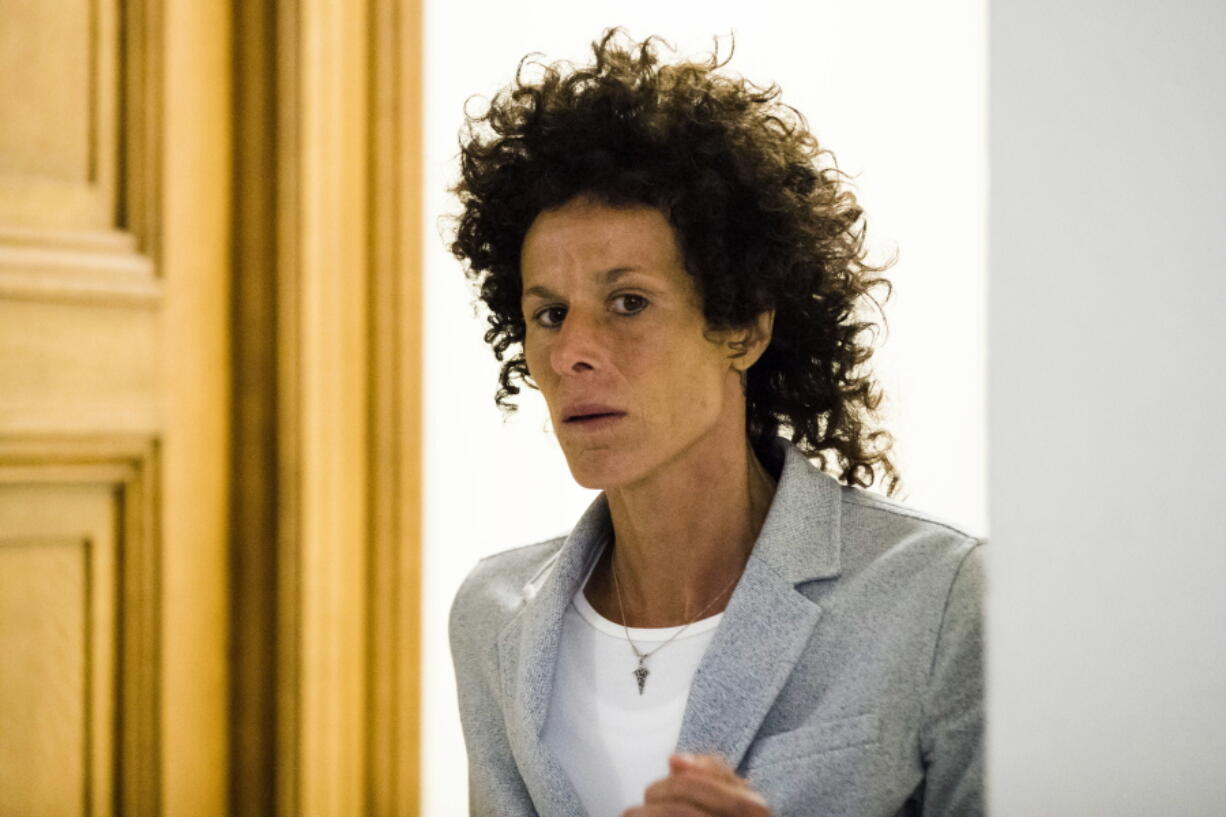 Andrea Constand Denies romantic relationship