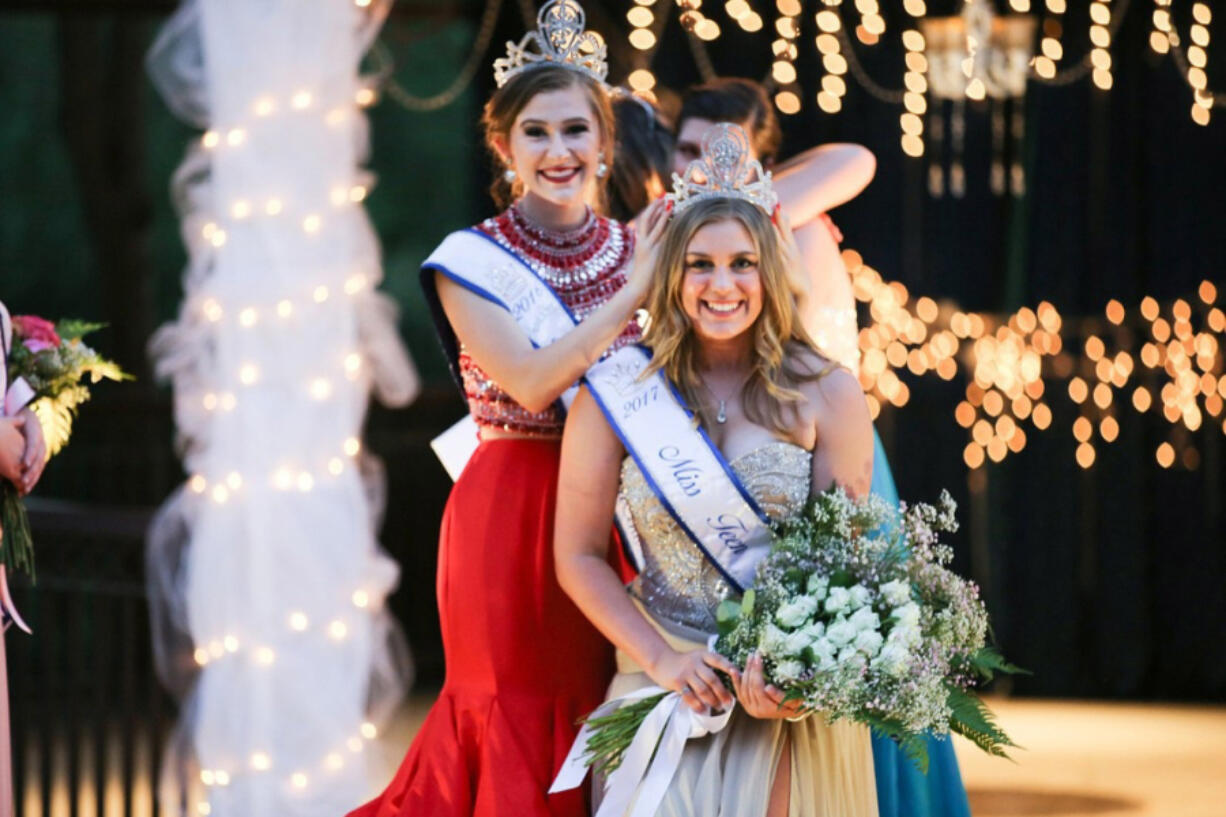 La Center: Miss Teen La Center 2016 Hallie Nelson, left, crowns Mia Crocker as Miss Teen La Center 2017 at the 15th annual Miss Teen La Center pageant on July 22.