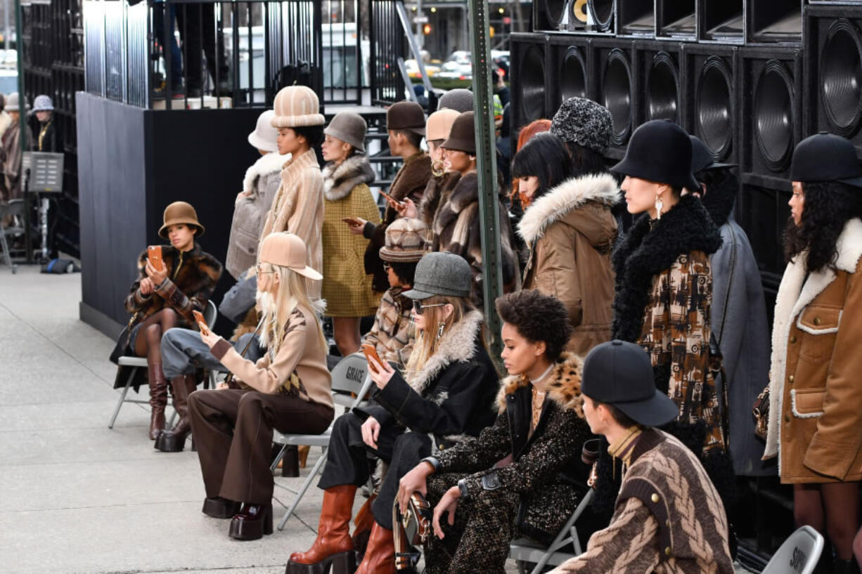 The fall 2017 Marc Jacobs show had one of the most diverse casts of the season and Jacbos’s show notes included an ode to black youth and hip-hop.