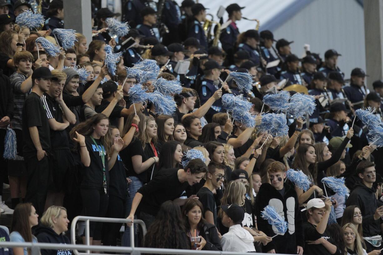 Hockinson fans at game vs. Prairie.