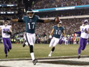 Philadelphia Eagles’ Alshon Jeffery catches a touchdown pass during the first half of the NFL football NFC championship game against the Minnesota Vikings Sunday, Jan. 21, 2018, in Philadelphia.