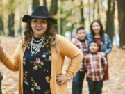 Luz Guitron, 35, with her three children in the background. Camas police say Guitron was found dead Sunday in a home in which there were signs of a struggle. Police are searching for Guitron's boyfriend, 38-year-old Guillermo Juarez, as a suspect in the death.