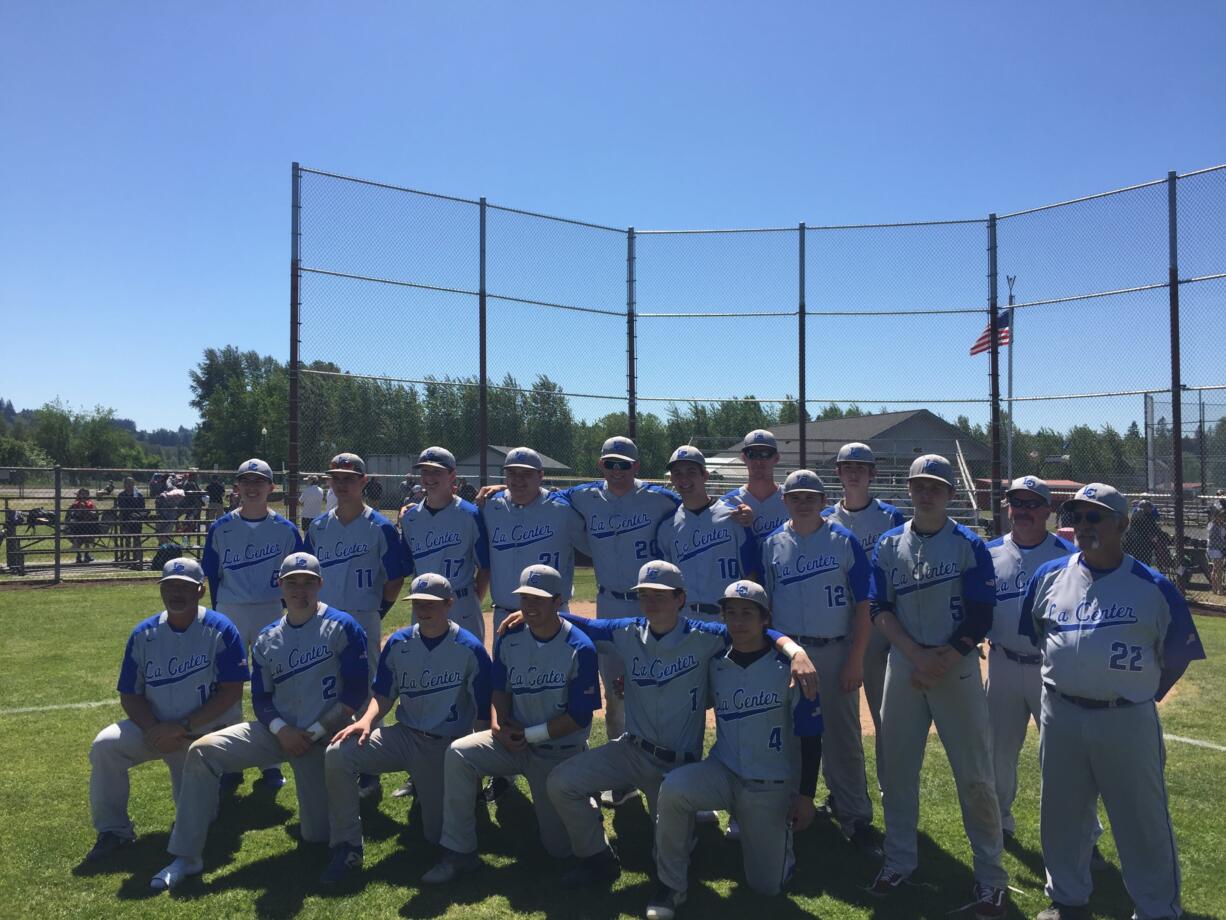 The La Center baseball team poses for a photo after beating Columbia-White Salmon to claim third in the District 4 tournament Saturday at Castle Rock.