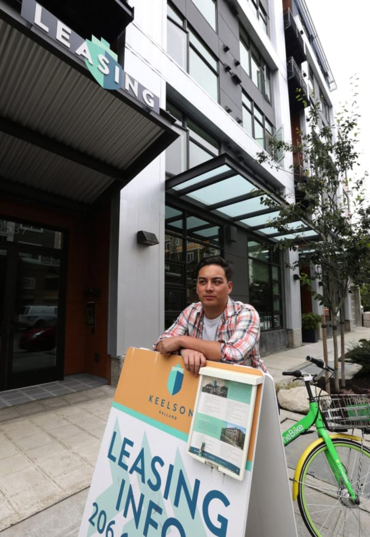 Jed Dolbeer said all the landlords he spoke to in the Ballard area offered him incentives. Dolbeer wound up moving into a place that gave him a free month’s rent.