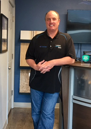 Duane Underwood, owner of Luxury Bath of Washington and Oregon