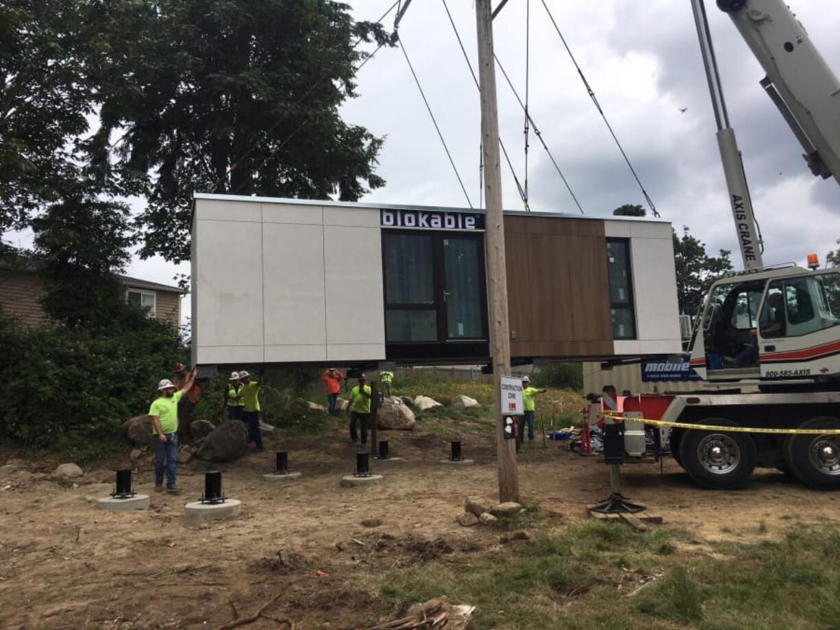 Blokable’s first housing unit arrived in Edmonds over the weekend. The Seattle-based housing and technology company manufactures the units in Vancouver.