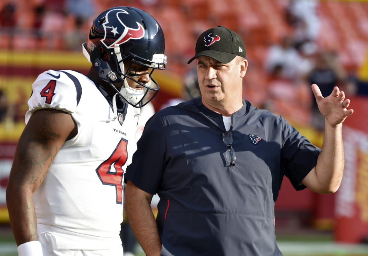 Houston Texans quarterback Deshaun Watson (4) with head coach Bill O’Brien.