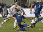 Tobin Heath scores a goal for the U.S. women vs. Chile.