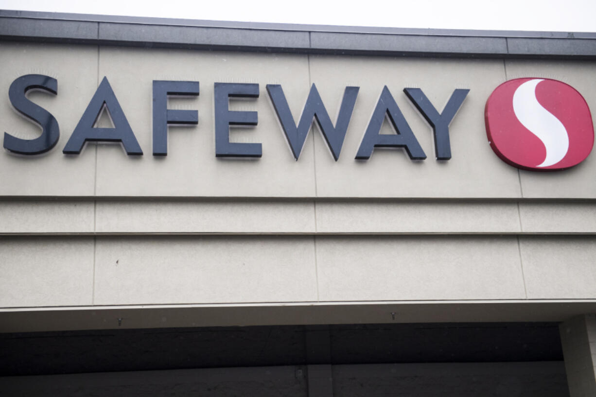 Talks are underway that may keep open the Safeway grocery at 13719 S.E. Mill Plain Blvd. A Safeway spokesperson said last week the store would close Dec. 1, but said this week that may not happen after all.