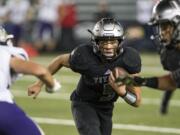 UnionÕs Lincoln Victor (5) runs the ball during the 4A state football championship game against Lake Stevens on Saturday, Dec. 1, 2018, in Tacoma, Wash.