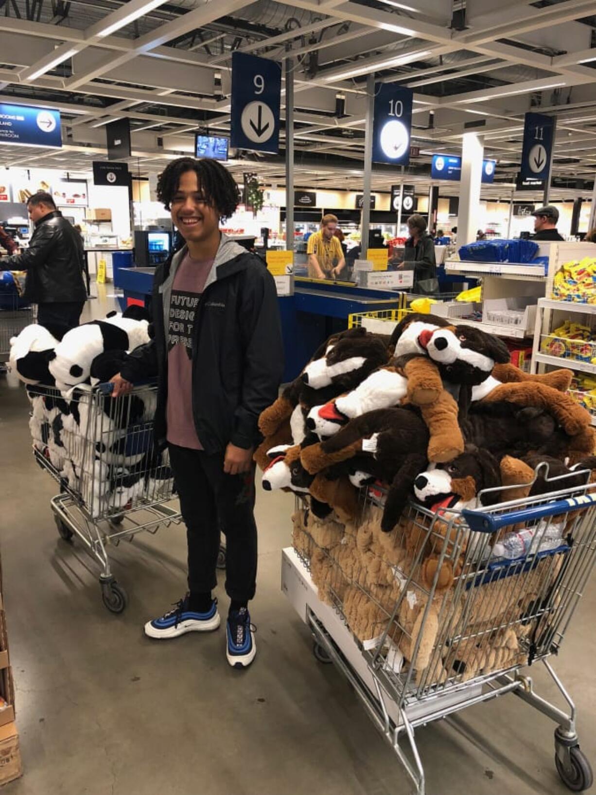 East Vancouver: Sean Geisler was buying stuffed animals at Ikea in Portland recently to turn into Heavy Helpers for the Children’s Center, and was given $20 by another shopper who wanted to help.