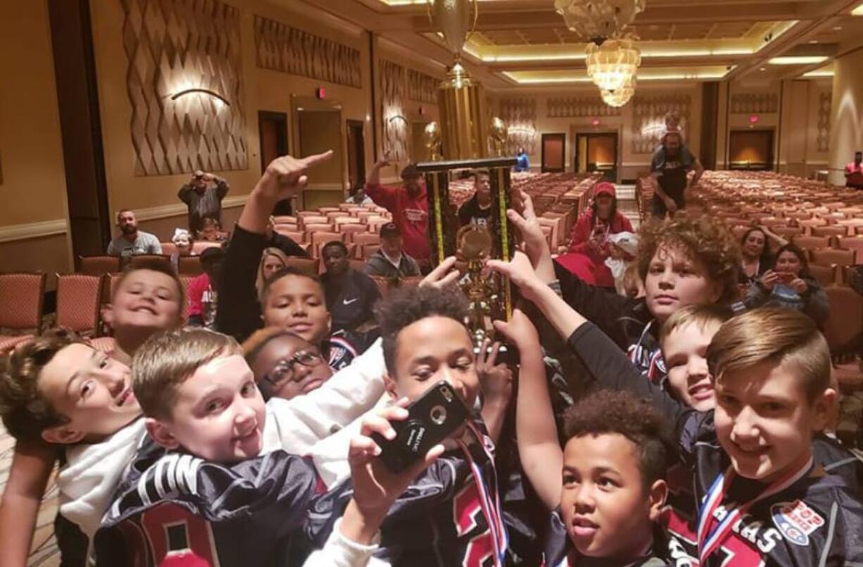 The East County Camas Jets Junior Pee Wee football team finished runner-up at the National Youth Football Championship Tournament, held over Thanksgiving weekend at Las Vegas.