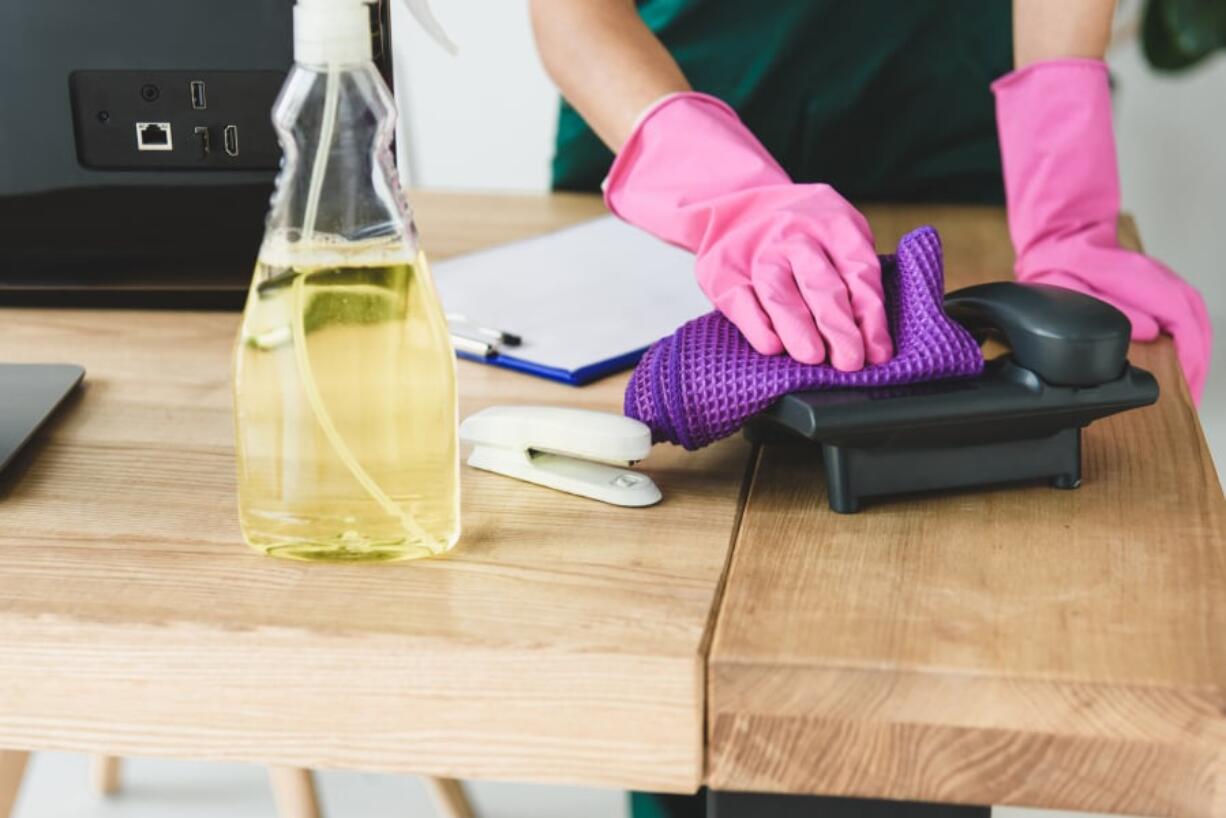 For routine cleaning, use a spray bottle with a simple mixture of 1 cup water, 1/2 cup white vinegar and 1/4 cup grease-cutting dish soap.