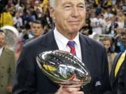 Green Bay Packers' Bart Starr with in the Vince Lombardi Trophy in 2002.  Starr, the Green Bay Packers quarterback and catalyst of Lombardi's powerhouse teams of the 1960s, has died. He was 85. The Packers announced Sunday, May 26, 2019, that Starr had died, citing his family. He had been in failing health since suffering a serious stroke in 2014.