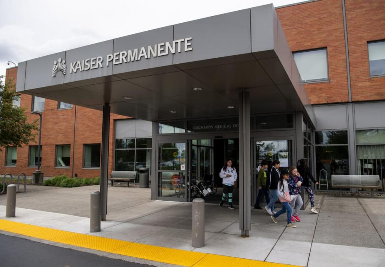 Kaiser Permanente has launched a community social health network with the goal of pairing health systems and health centers together to tackle social needs such as safe housing and good nutrition.