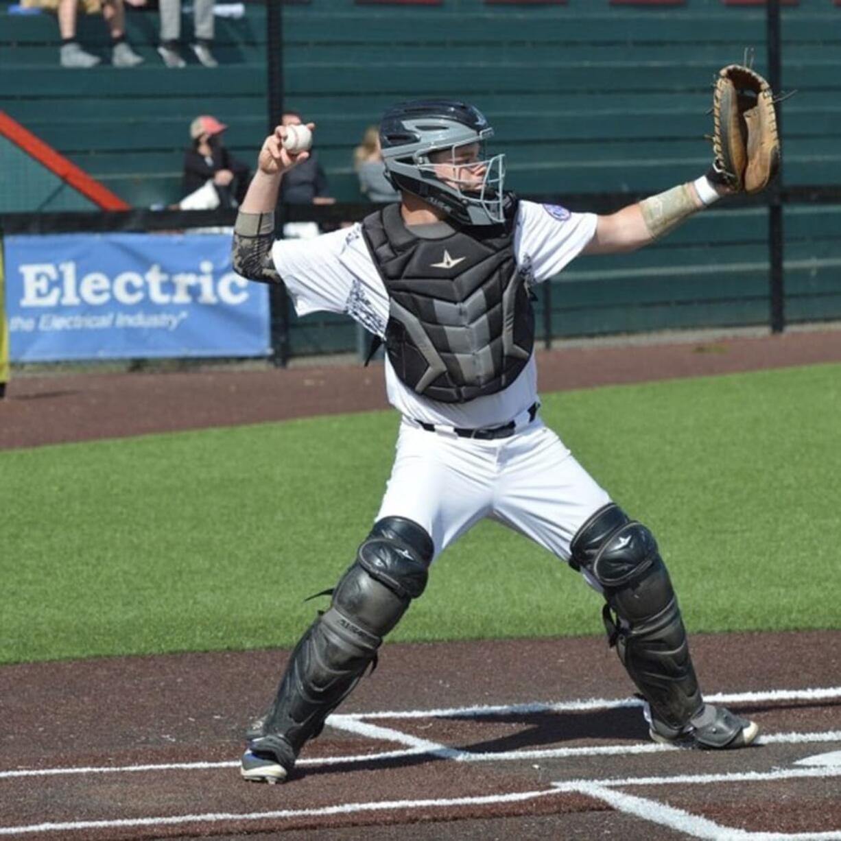 Hayden Williamson of La Center, Primetime catcher (Photo courtesy of Josh Randolph/Nine Inning Know It All)