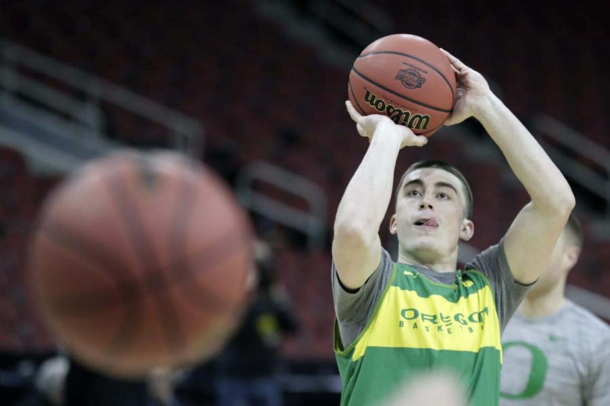 Payton Pritchard wants Oregon to dominate from the start this year. Oregon is ranked No. 15 in the AP preseason poll. It is the second straight year the Ducks have been ranked to start the season.