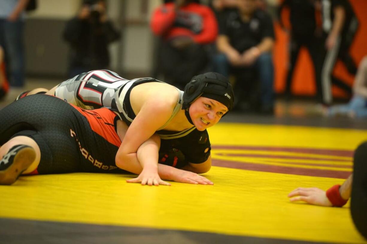 Union&#039;s Riley Aamold rebounded from a loss to place third at last year&#039;s Mat Classic. Her pin in her final match clinched the state title for the Titans.