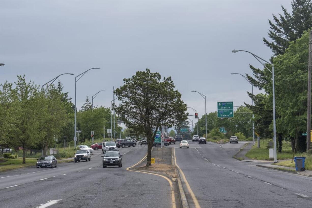 Work is expected to begin next month on a project aimed at improving traffic flow on a half-mile stretch of Mill Plain Boulevard east and west of Interstate 205.