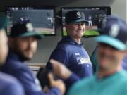 Seattle Mariners manager Scott Servais, center, will lead a team that will feature young players and prospects that could determine whether the Mariners&#039; rebuild plans work. (Ted S.