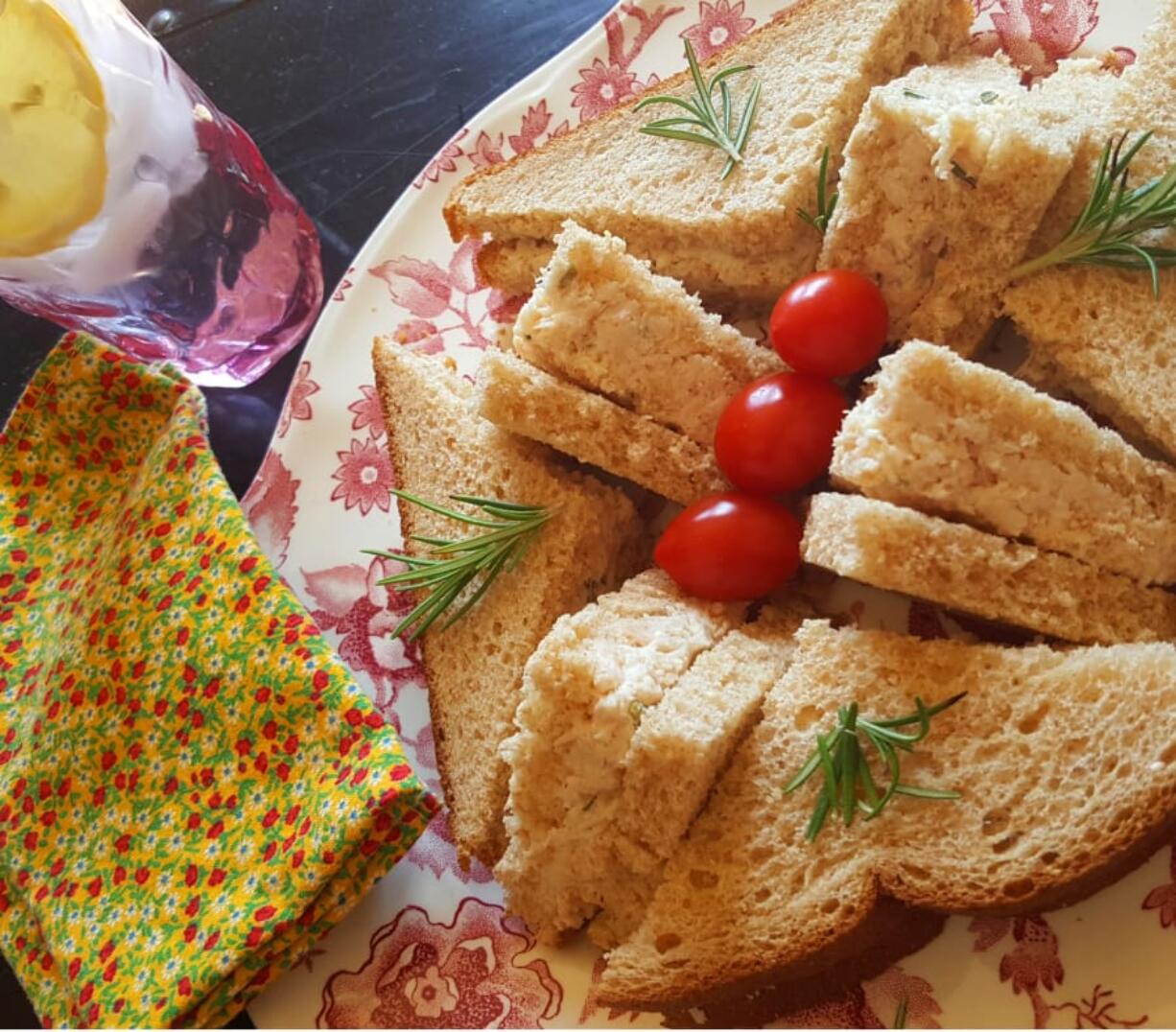 Tired of tuna? Canned chicken is the main ingredient in these refreshing Rosemary Parmesan Chicken sandwiches. For a citrusy zing, try adding a little lemon zest.