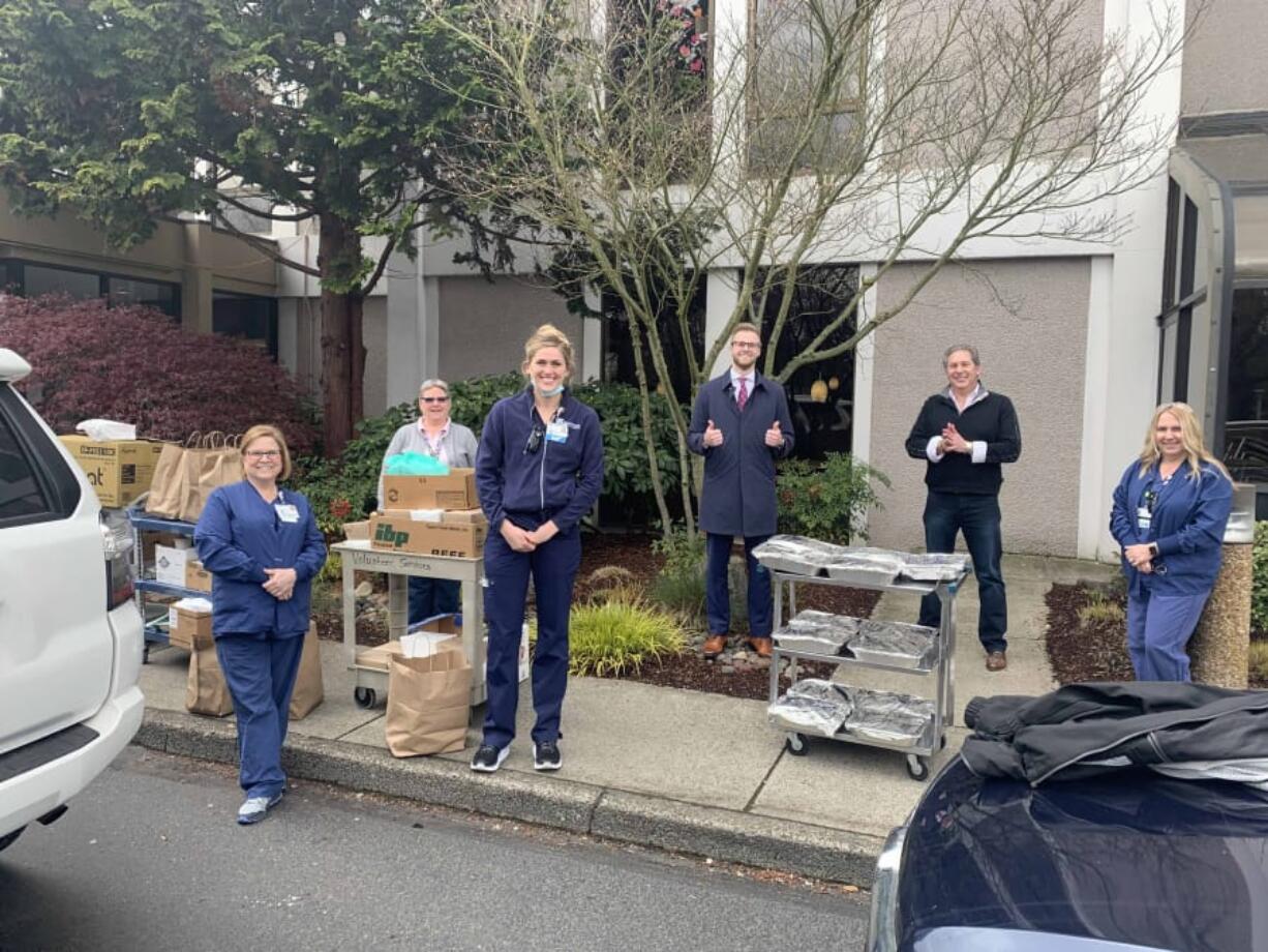 Feed the Fearless delivers meals from Elements Restaurant to PeaceHealth Southwest Medical Center for health care workers.