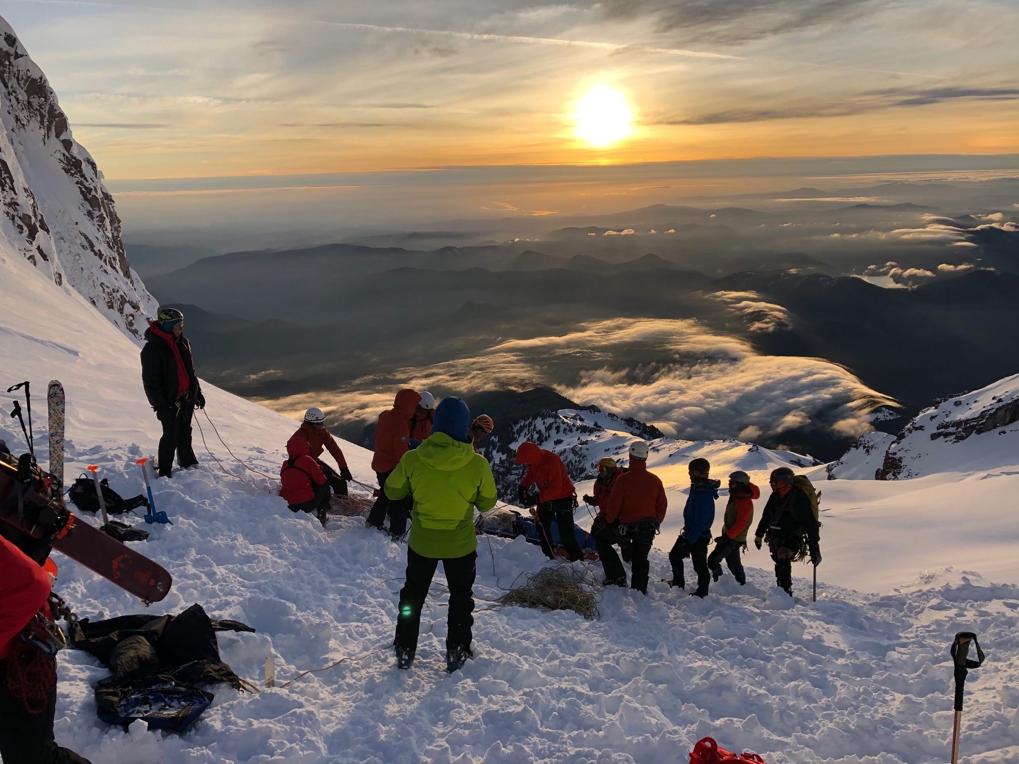 Climber slides 1,000 feet down Mount Hood