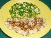 Baked Bay Scallops with Butter Beans and Peas (Linda Gassenheimer/TNS)