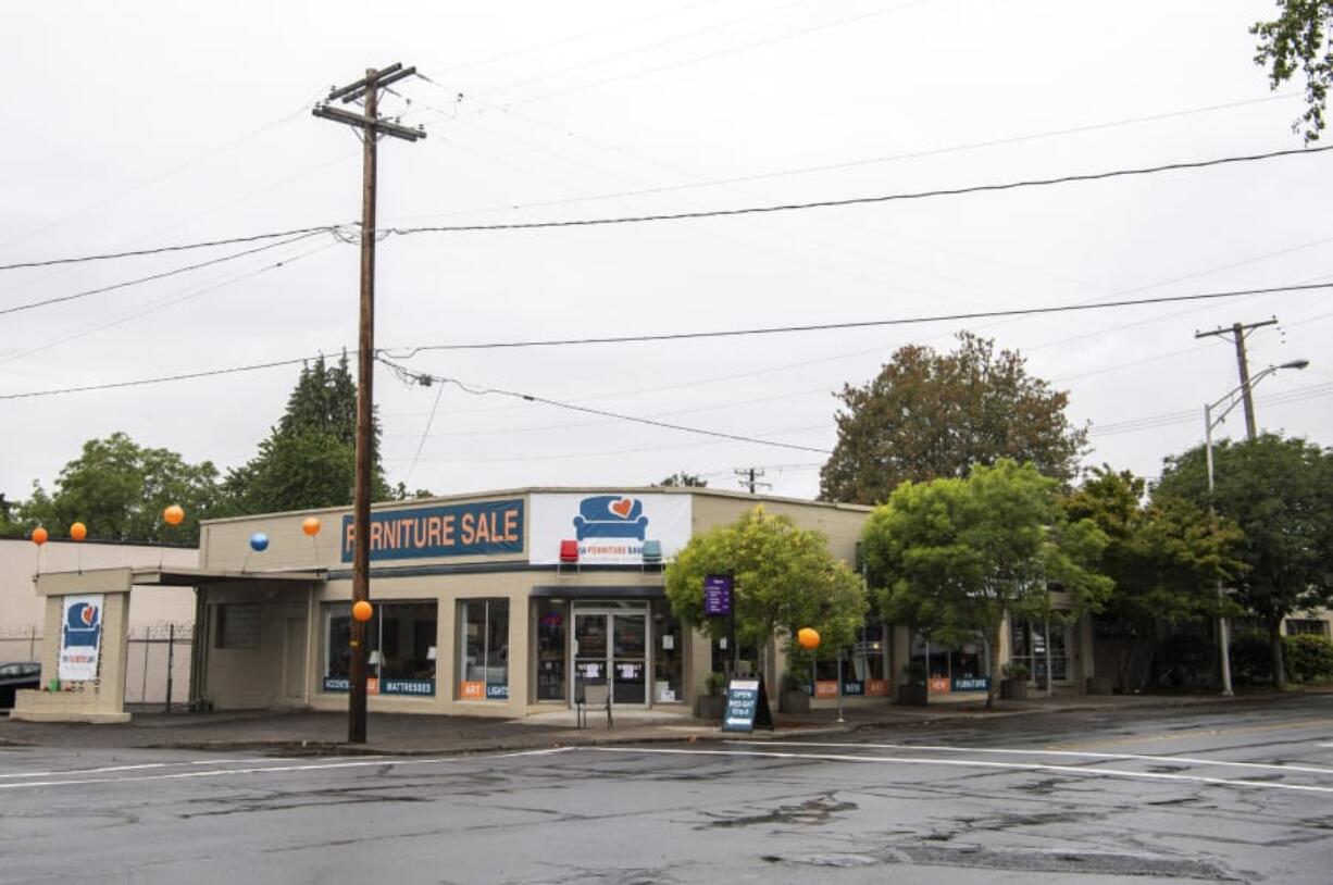 Hurley Development&#039;s new project calls for an additional two-story apartment complex built on top of the current building.