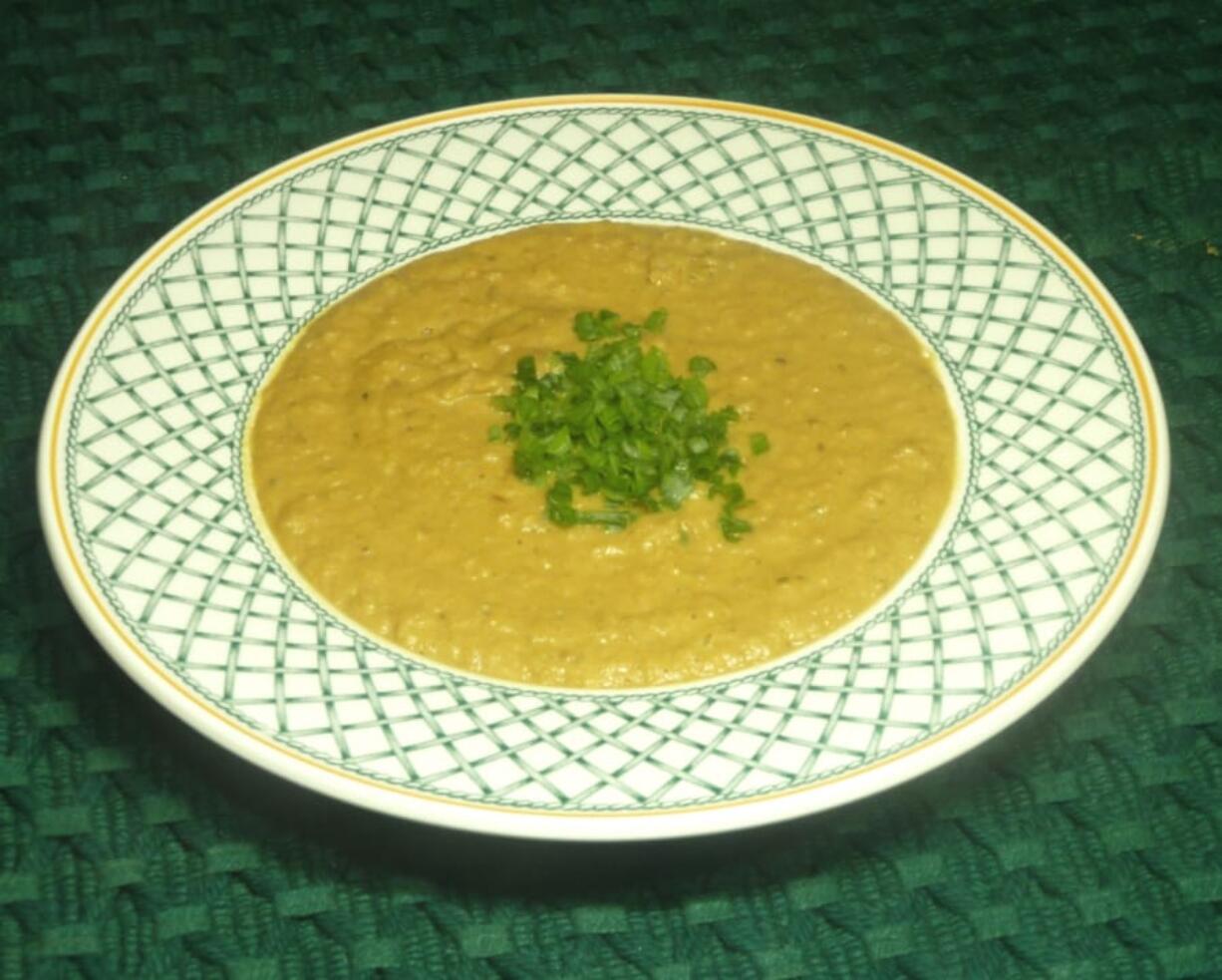 White Bean Vichyssoise (Linda Gassenheimer/TNS)