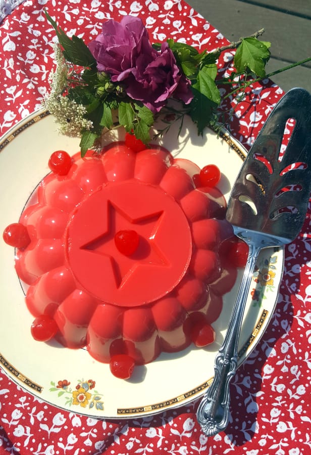 Get Jiggly with old school gelatin molds - The Columbian