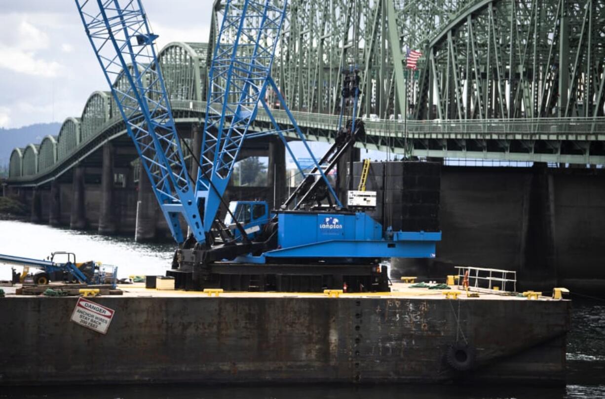 Crews on Saturday began a nine-day trunnion repair project on the Interstate 5 Bridge.