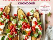 &#039;Easy Everyday Mediterranean Diet Cookbook,&#039; 
 u by Deanna Segrave-Daly and Serena Ball (Houghton Mifflin Harcourt/TNS)