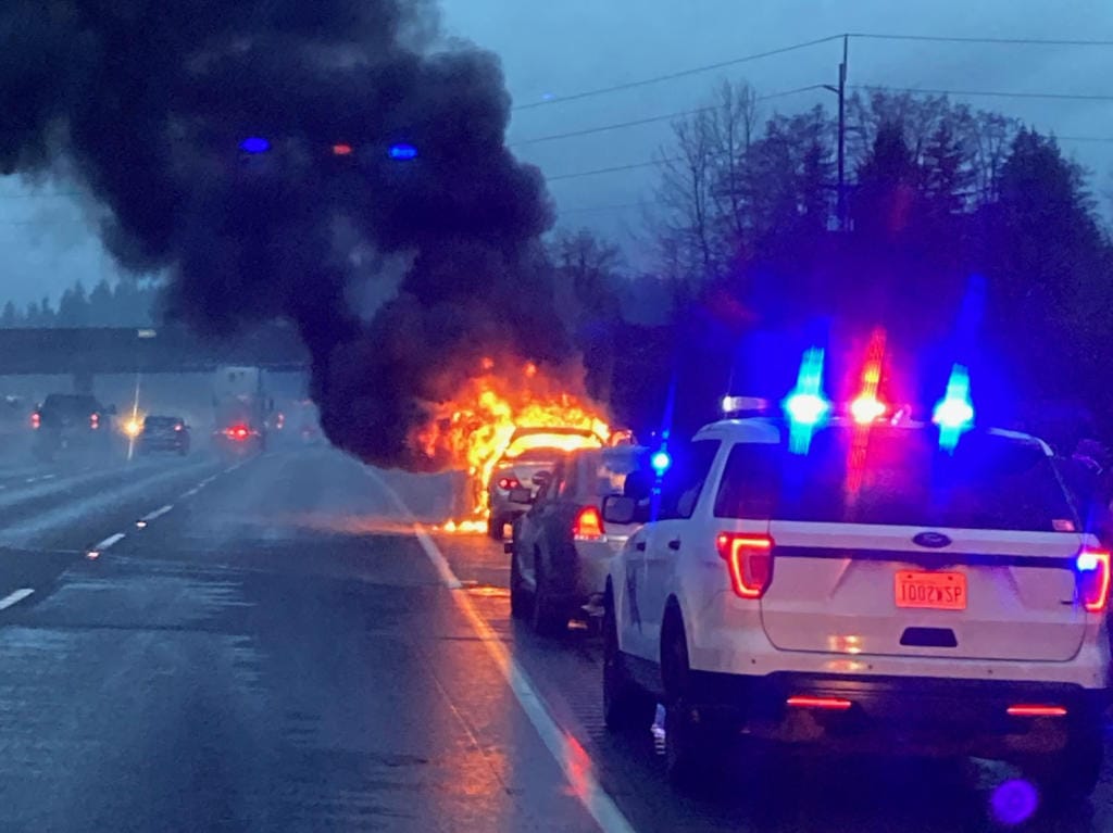 A man set himself and his car on fire in Interstate 5 near Kelso on Thursday morning.