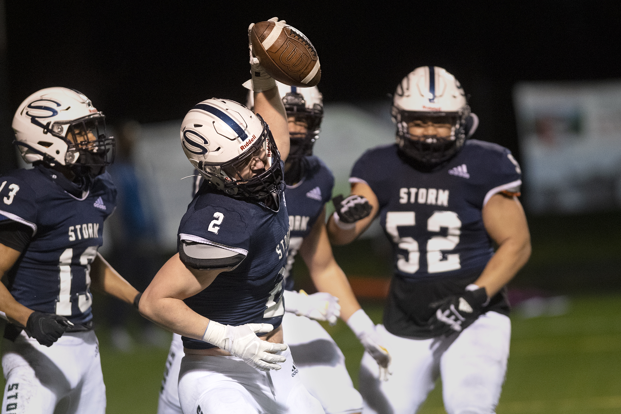 Jaydin Knapp and Rhett Sarvela team up to provide highlight of Skyviews  49-7 rout of Evergreen - The Columbian