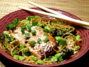 Ginger Salmon With Steamed Noodle Stir-fry (Linda Gassenheimer/TNS)